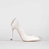 ESCARPINS EVE EN SATIN BLANC ORNÉ DE BIJOUX