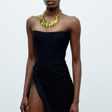 NEFERTITI IN TAURUS BLACK