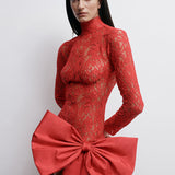 CHIWEN IN DERRIÉRE ROUGE