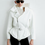 KARENINE DANS L'HUÎTRE PERLAIRE