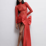 CHIWEN IN DERRIÉRE ROUGE