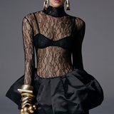 COMBINAISON CIRCE DANS LE CIEL DE MINUIT