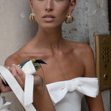 ELÉA DANS LE TEMPLE BLANC