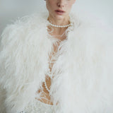 ZIZI EN MUSTANG BLANCHE