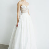 ASTREA IN PEARL DROP