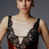 RAINE EN ROUGE POURPRE