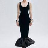 PUALO DANS LE NOIR IMPÉRIAL