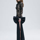 CHIWEN DANS DERRIÈRE NOIR