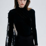 TAMLIKA DANS LE NOIR IMPÉRIAL