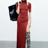 PERNILLE IN TERRA ROSSO