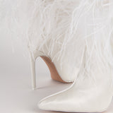 ILKYAZ BOOTS IN WHITE FEATHER