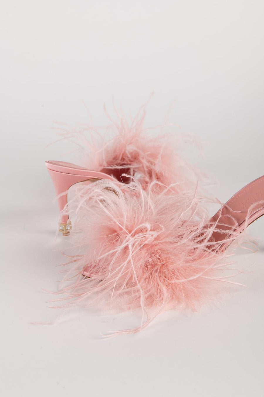 MEDUSA IN PINK FEATHER